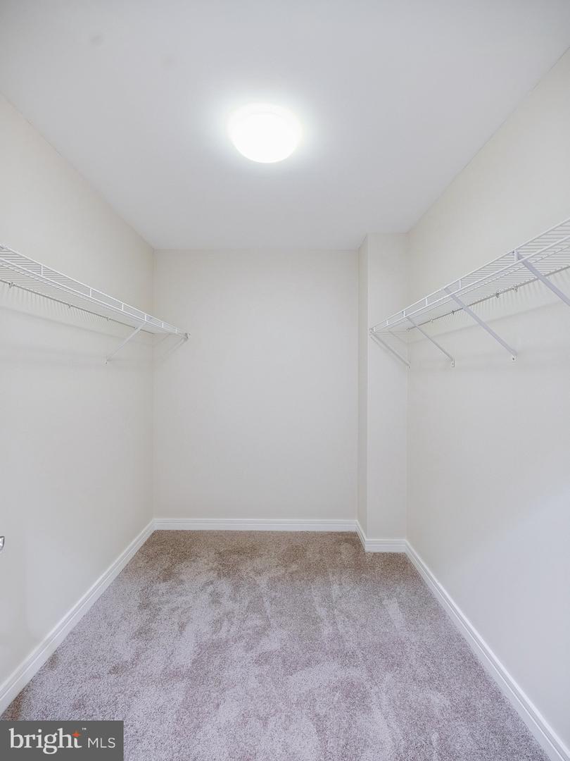 190 Presidential Blvd #413 Property Photo 34