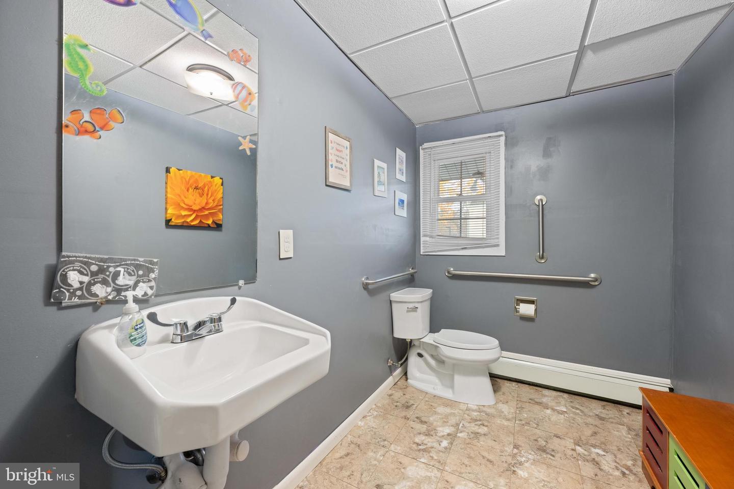 123 W Main St #2 Property Photo 65
