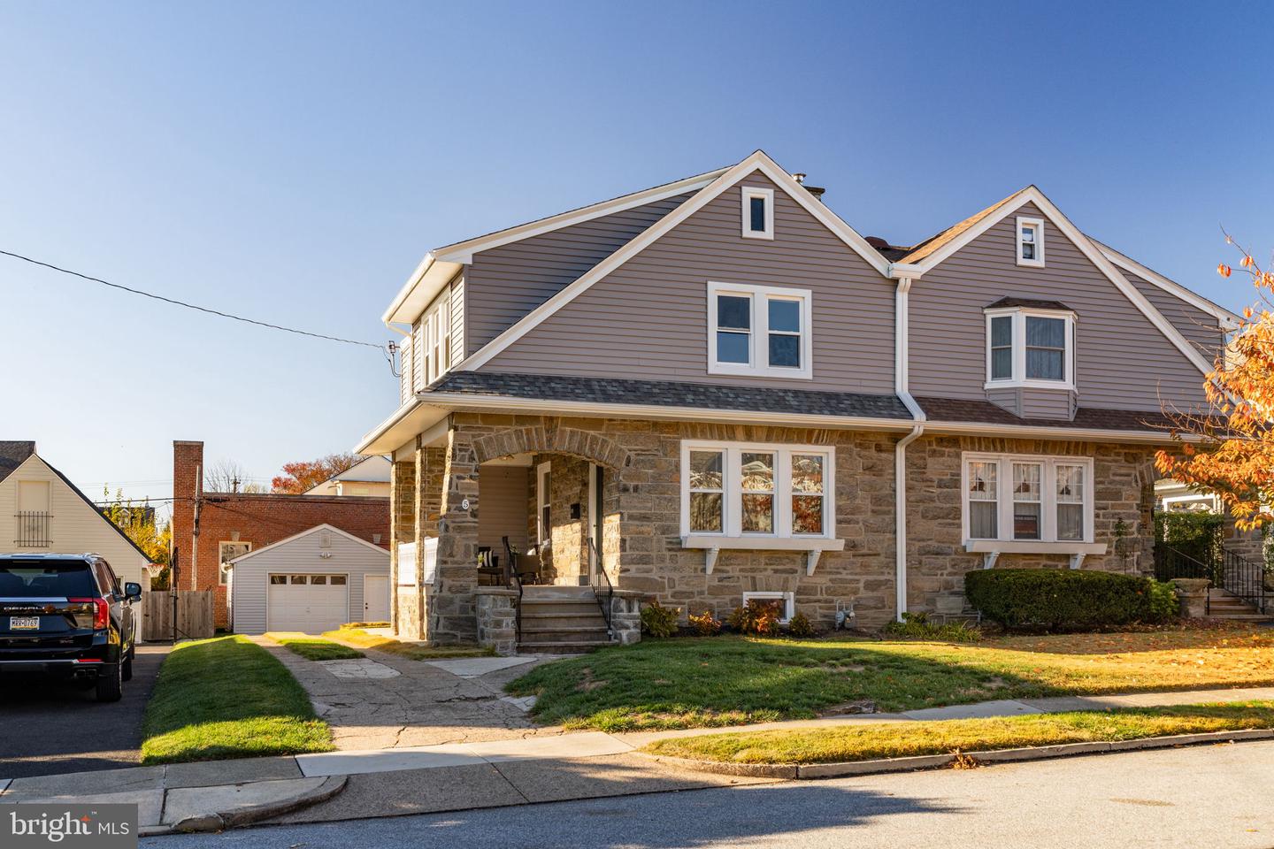 5 Erdenheim Rd Property Photo 1