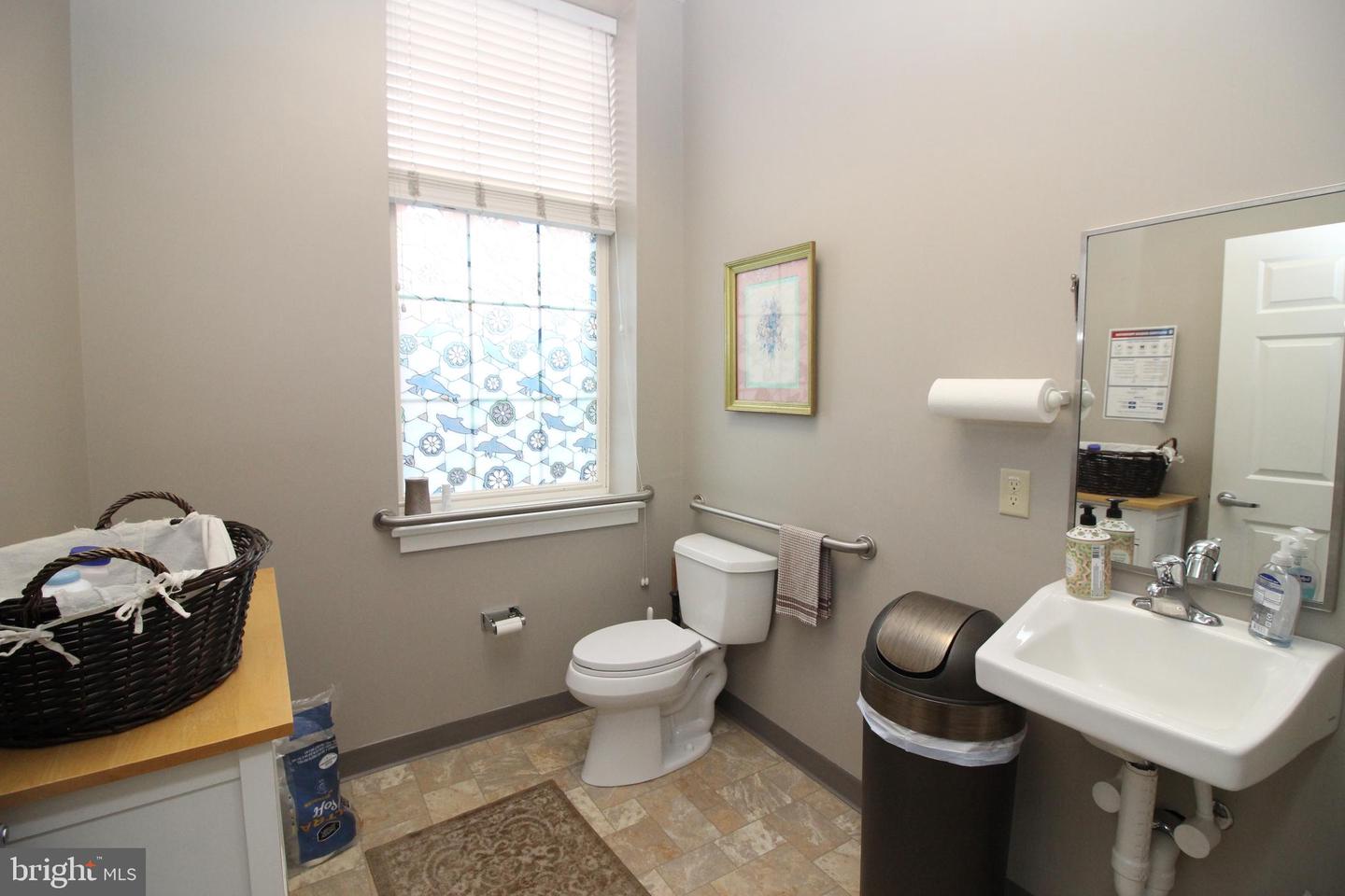 21 E Lincoln Ave Property Photo 19