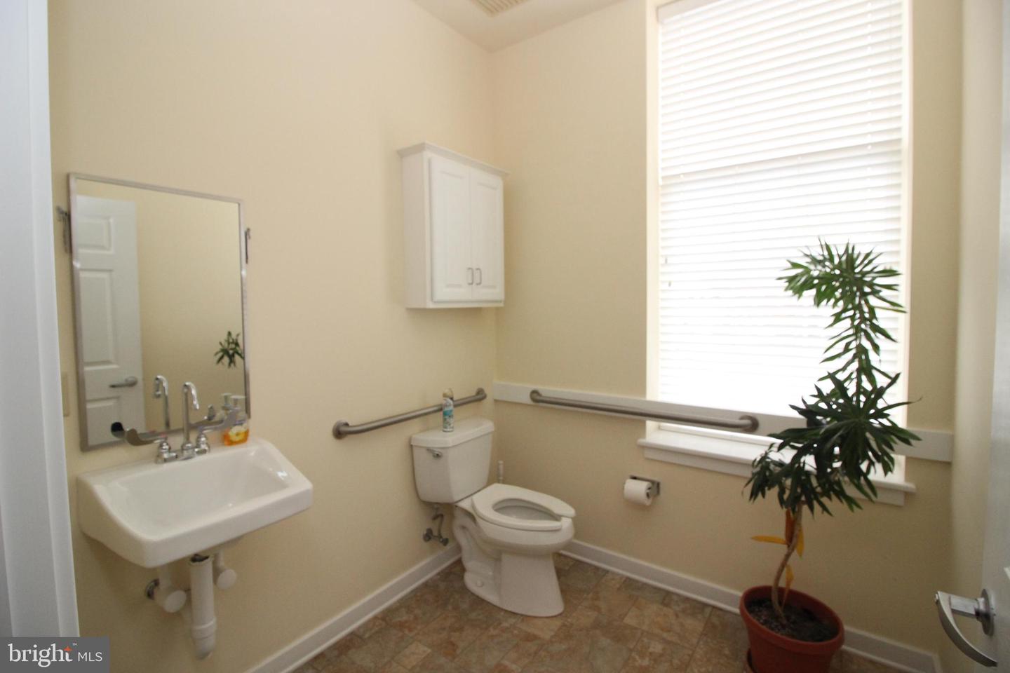 21 E Lincoln Ave Property Photo 36