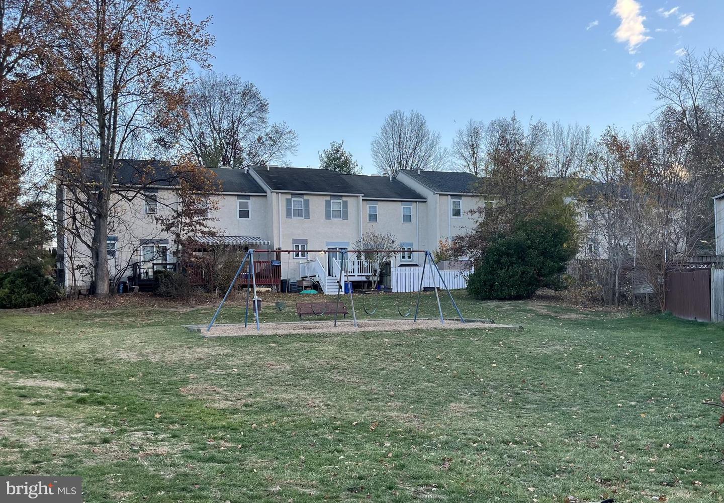 3501 Walnut Ridge Est Property Photo 3