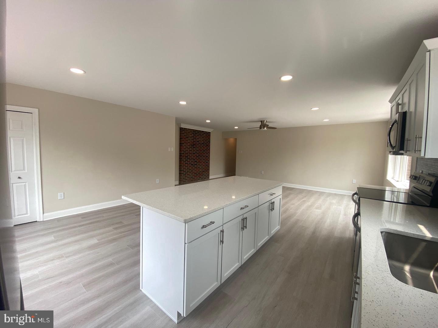 1207 County Line Rd #2nd Floor Property Photo 2