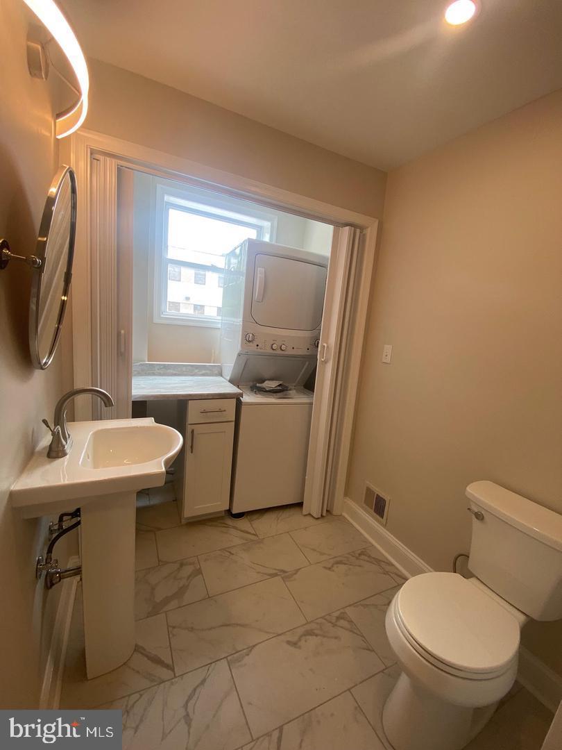 1207 County Line Rd #2nd Floor Property Photo 8