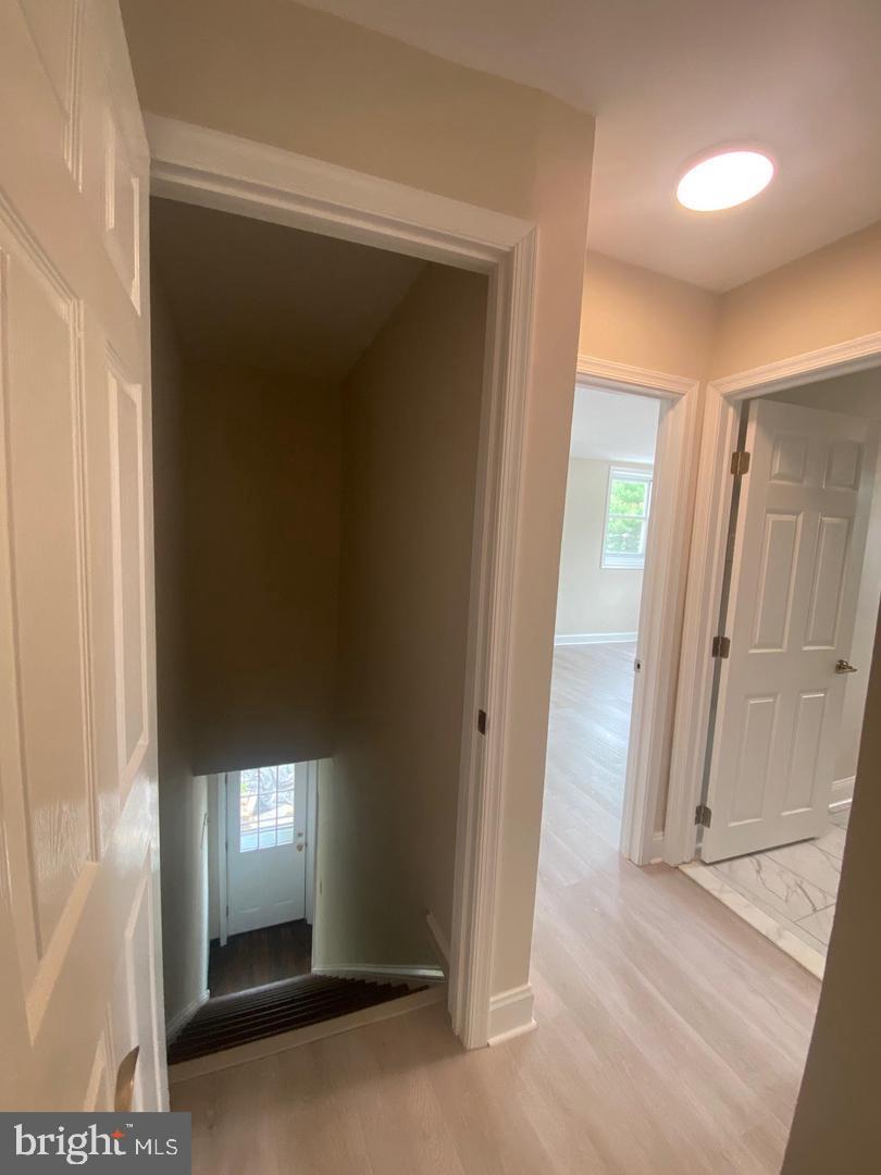 1207 County Line Rd #2nd Floor Property Photo 15