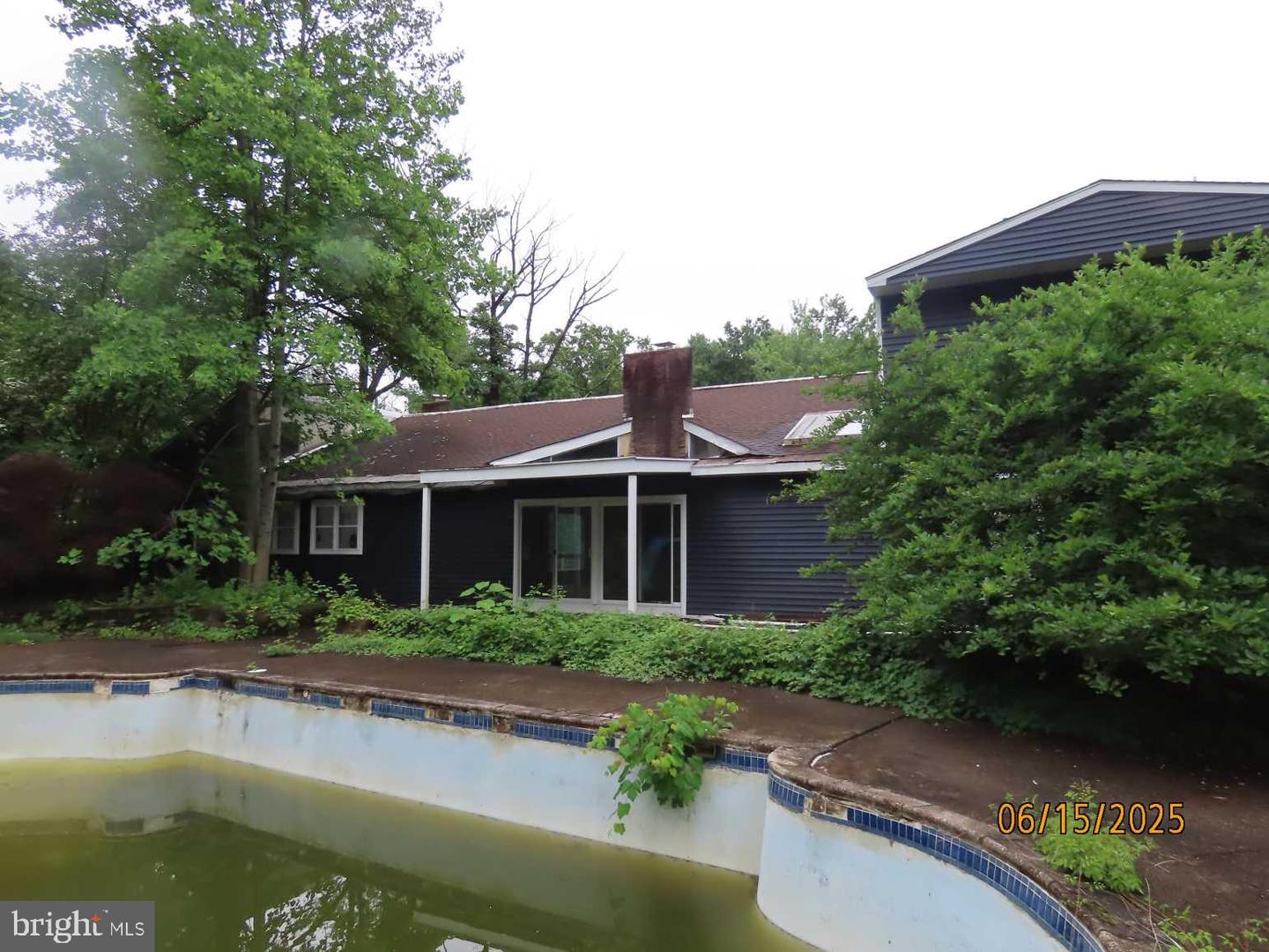 1710 Twining Rd Property Photo 5