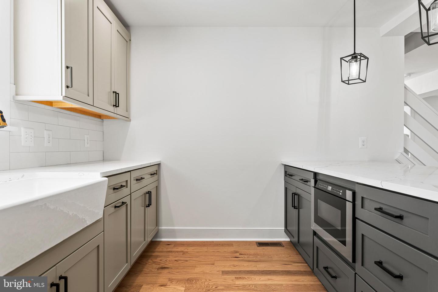 430 Asha Way Property Photo 17
