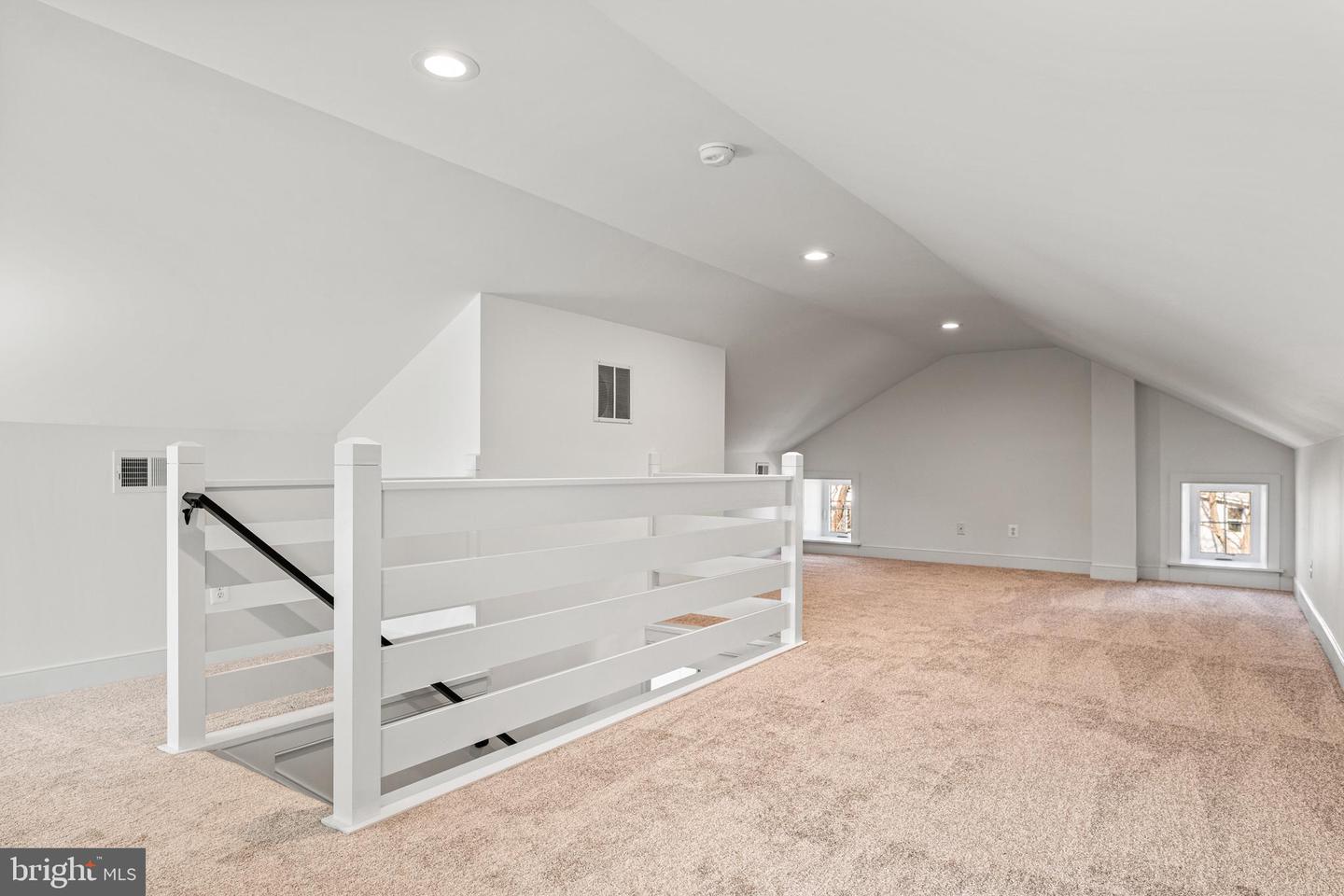 430 Asha Way Property Photo 23