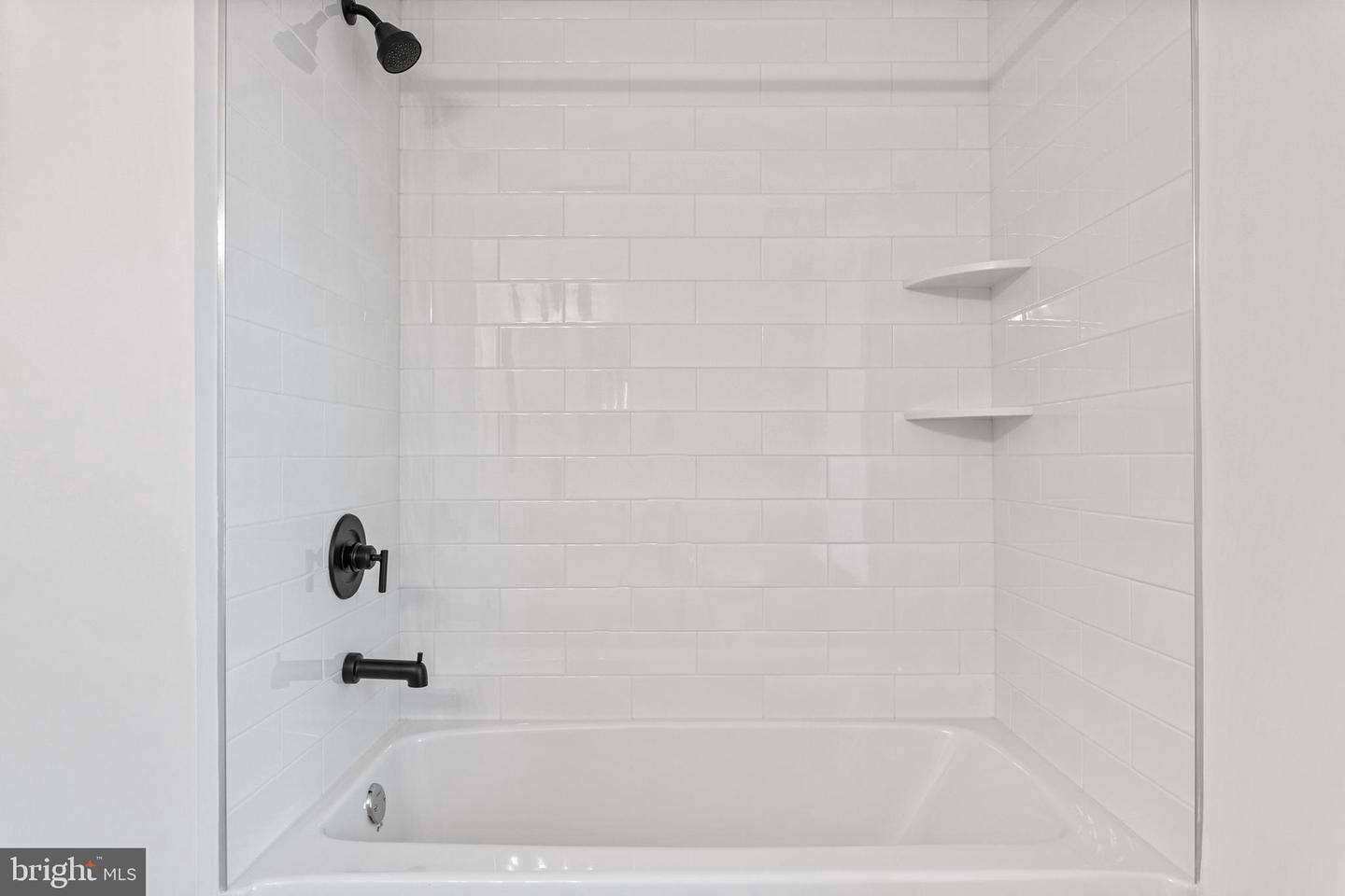 430 Asha Way Property Photo 32