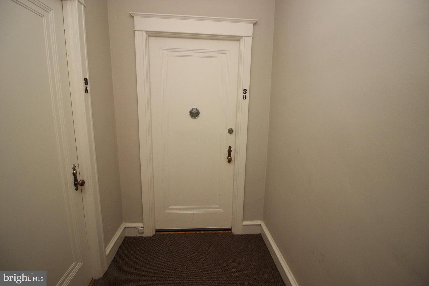 7876 Spring Ave #3fl Property Photo 2