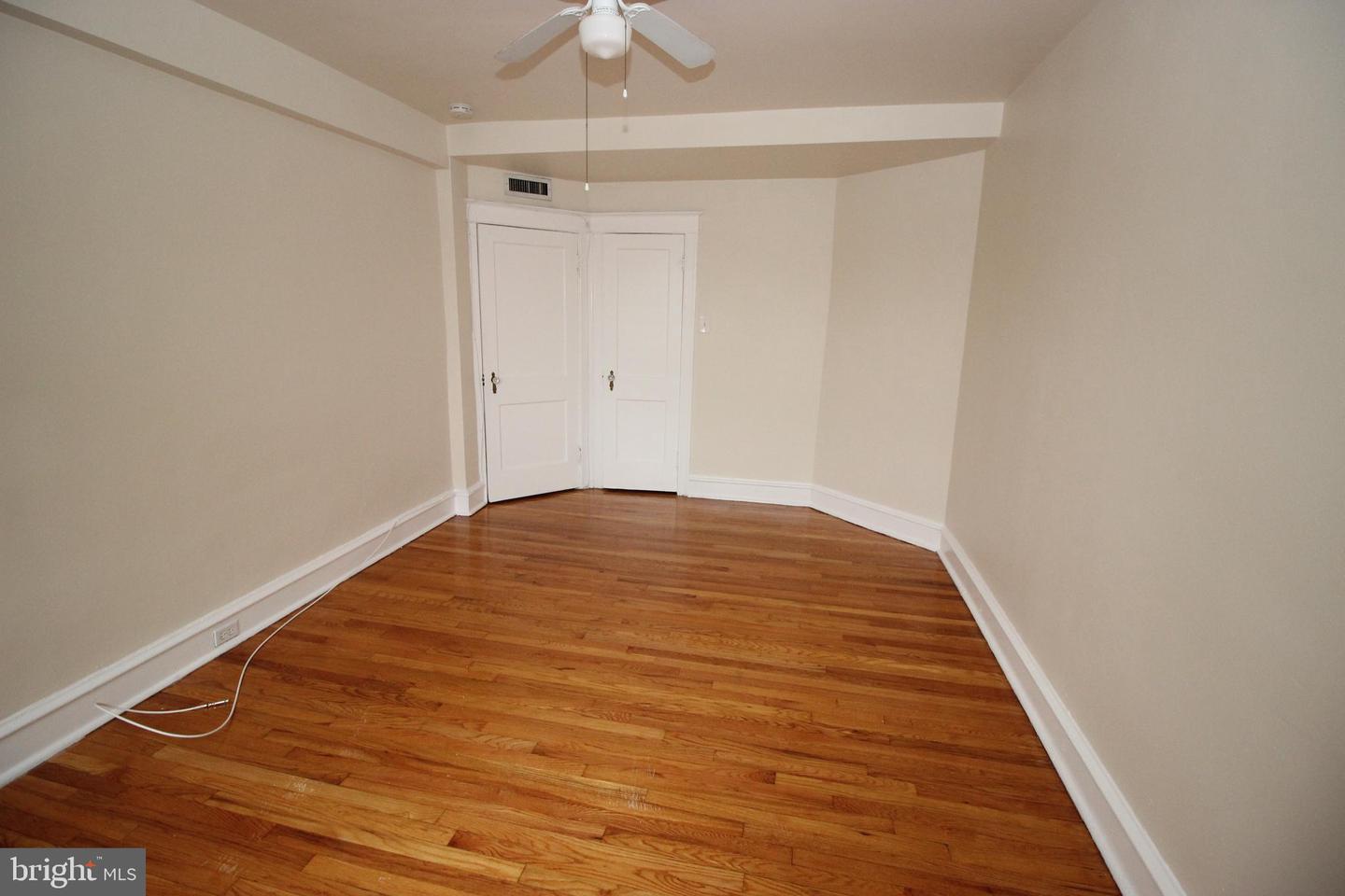 7876 Spring Ave #3fl Property Photo 4