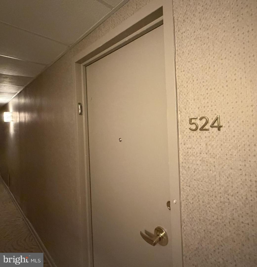 191 Presidential Blvd #r-524 Property Photo 14