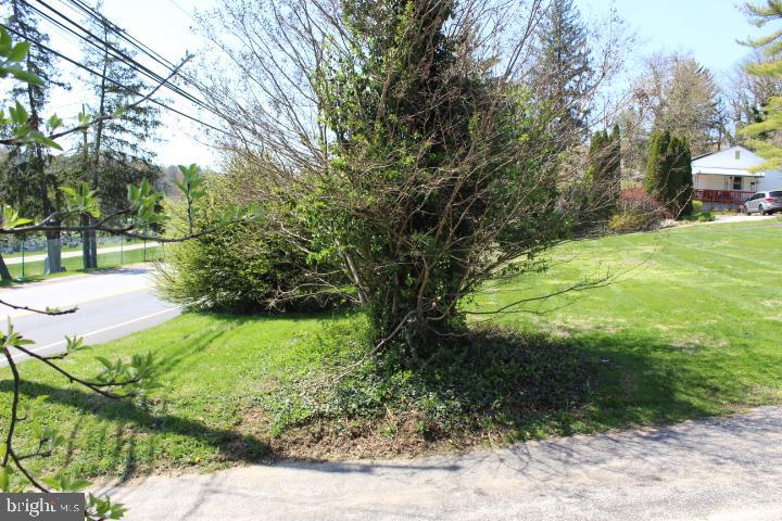 E Matsonford Rd Property Photo 3