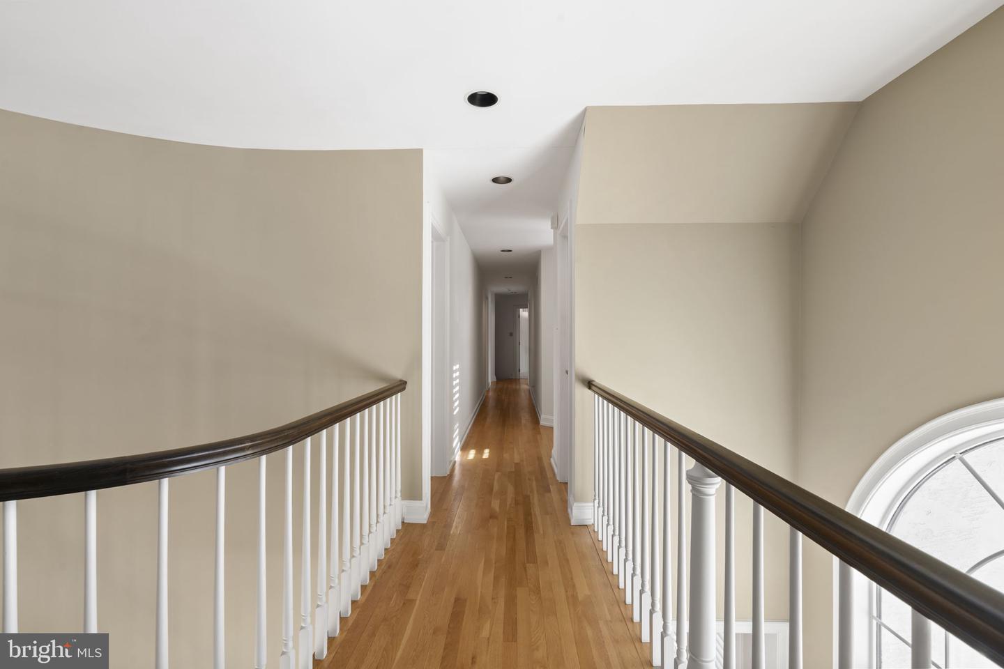 841 Mt Moro Rd Property Photo 30