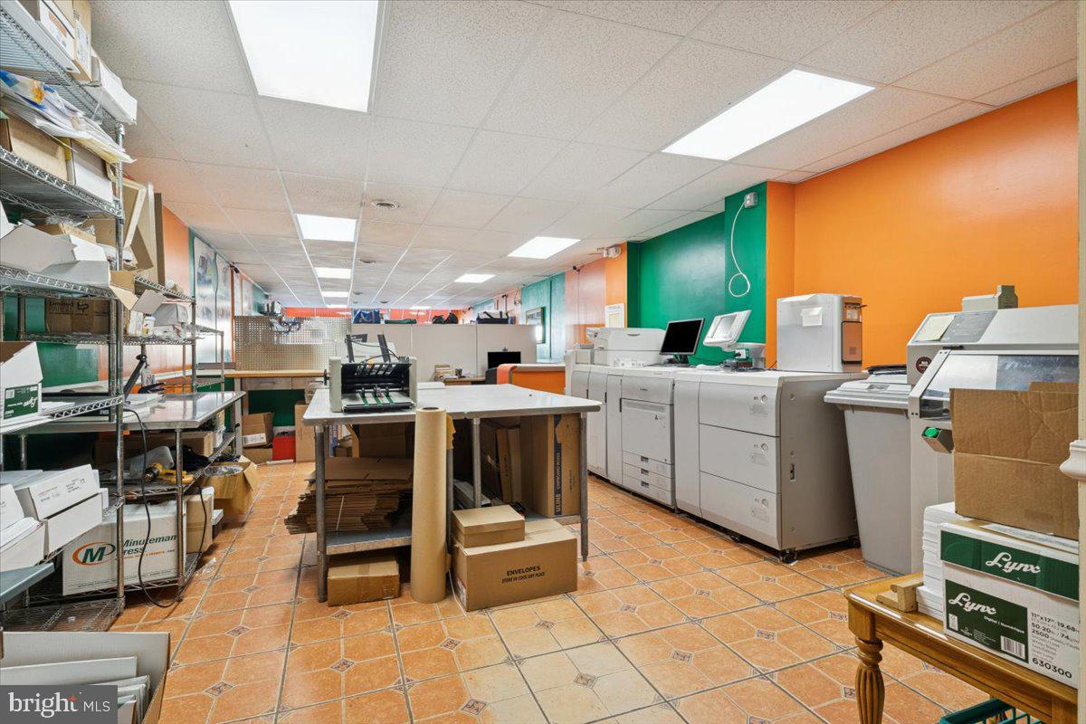 350 Montgomery Ave Property Photo 9