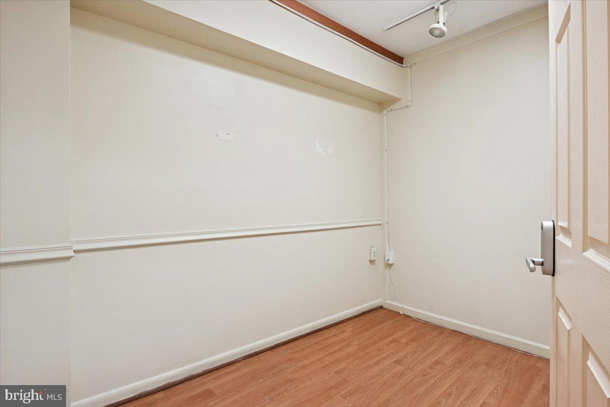 350 Montgomery Ave Property Photo 13