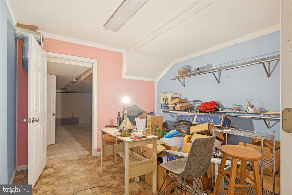 350 Montgomery Ave Property Photo 20
