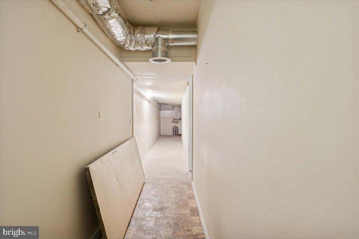 350 Montgomery Ave Property Photo 21