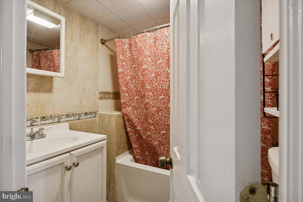 350 Montgomery Ave Property Photo 24