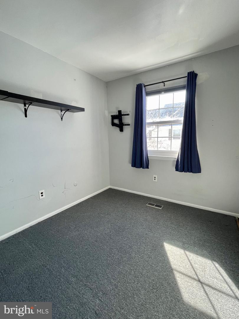 2208 Mulberry Ct Property Photo 12