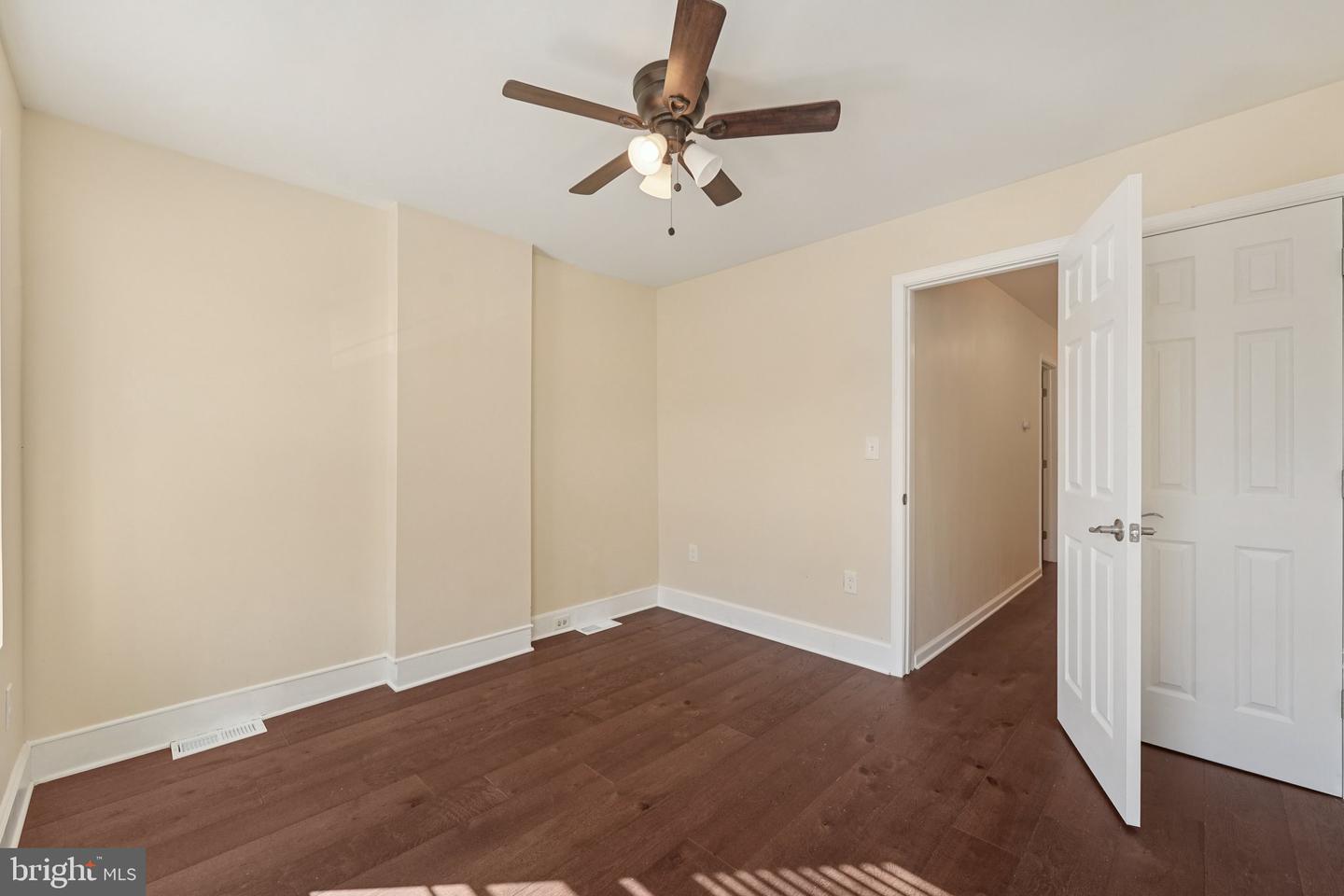 637 Kohn St Property Photo 15