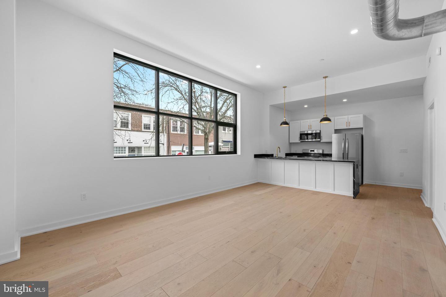 36 N Narberth Ave #2c Property Photo 1