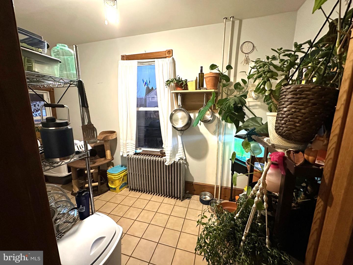 212 Main St Property Photo 11