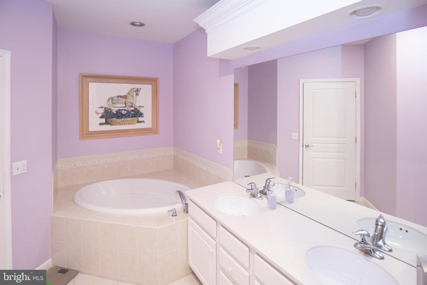 2204 Lilac Ct Property Photo 23