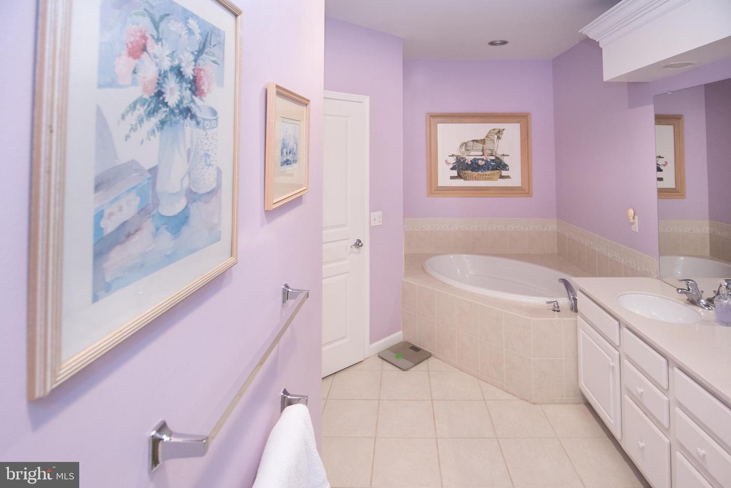 2204 Lilac Ct Property Photo 24