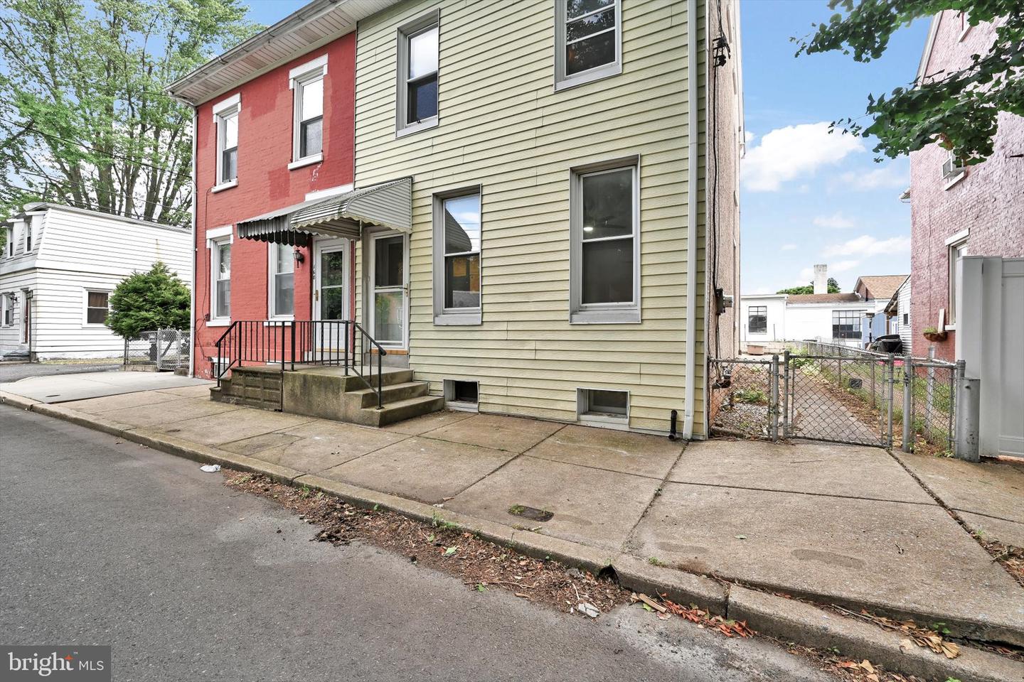 170 S Franklin St Property Photo 1