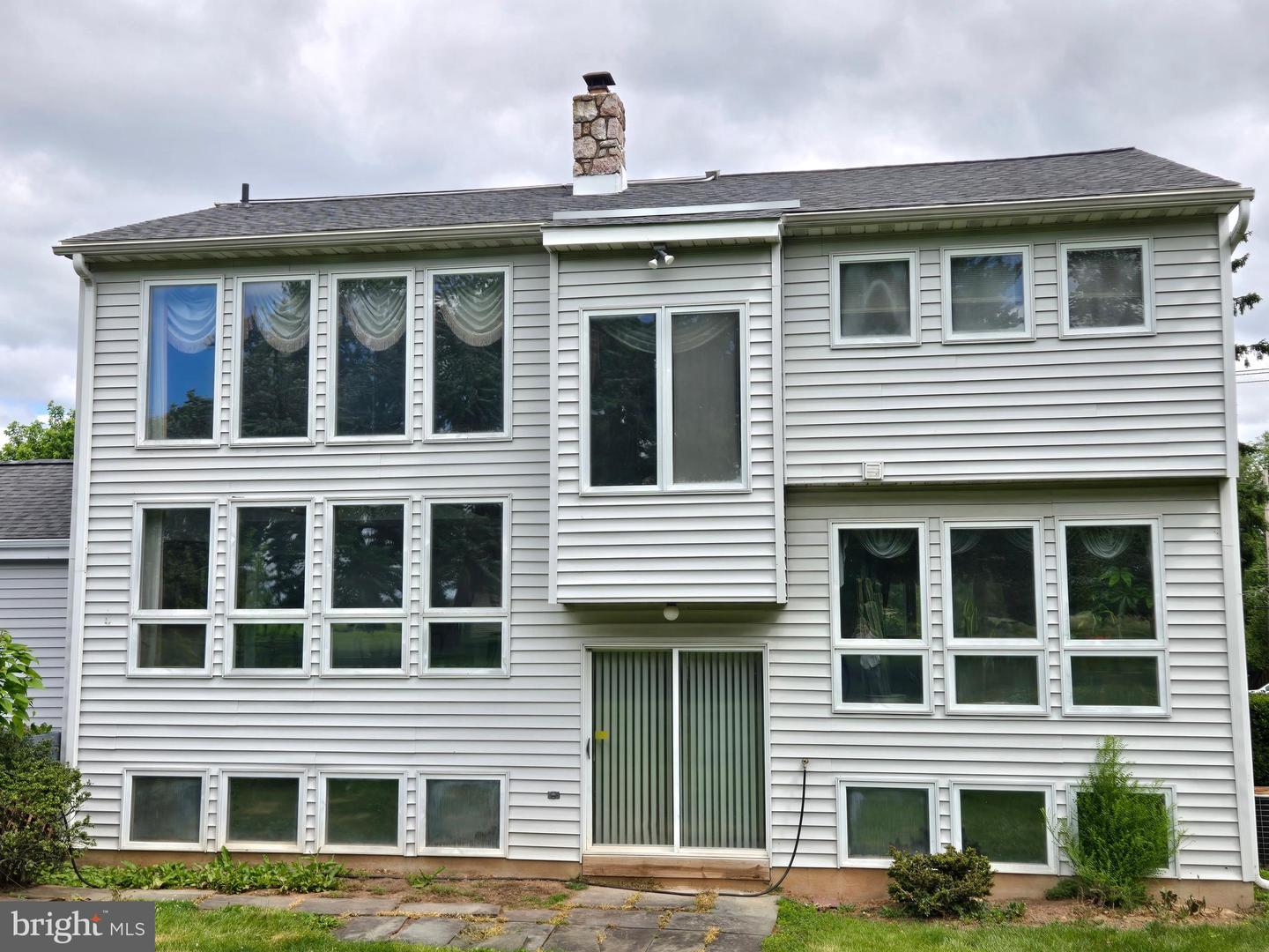 2276 S VALLEY FORGE RD Property Photo 1