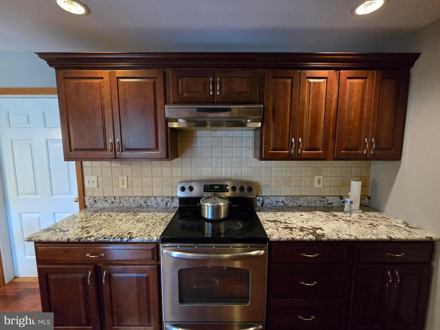 2276 S Valley Forge Rd Property Photo 36