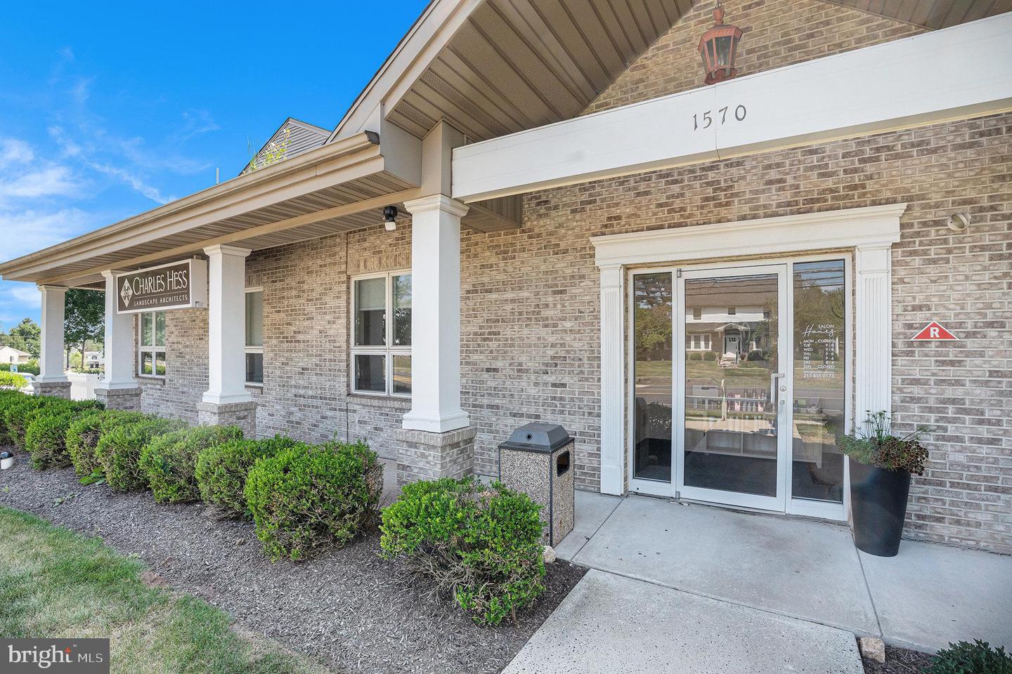 1570 Sumneytown Pike #b Property Photo 2