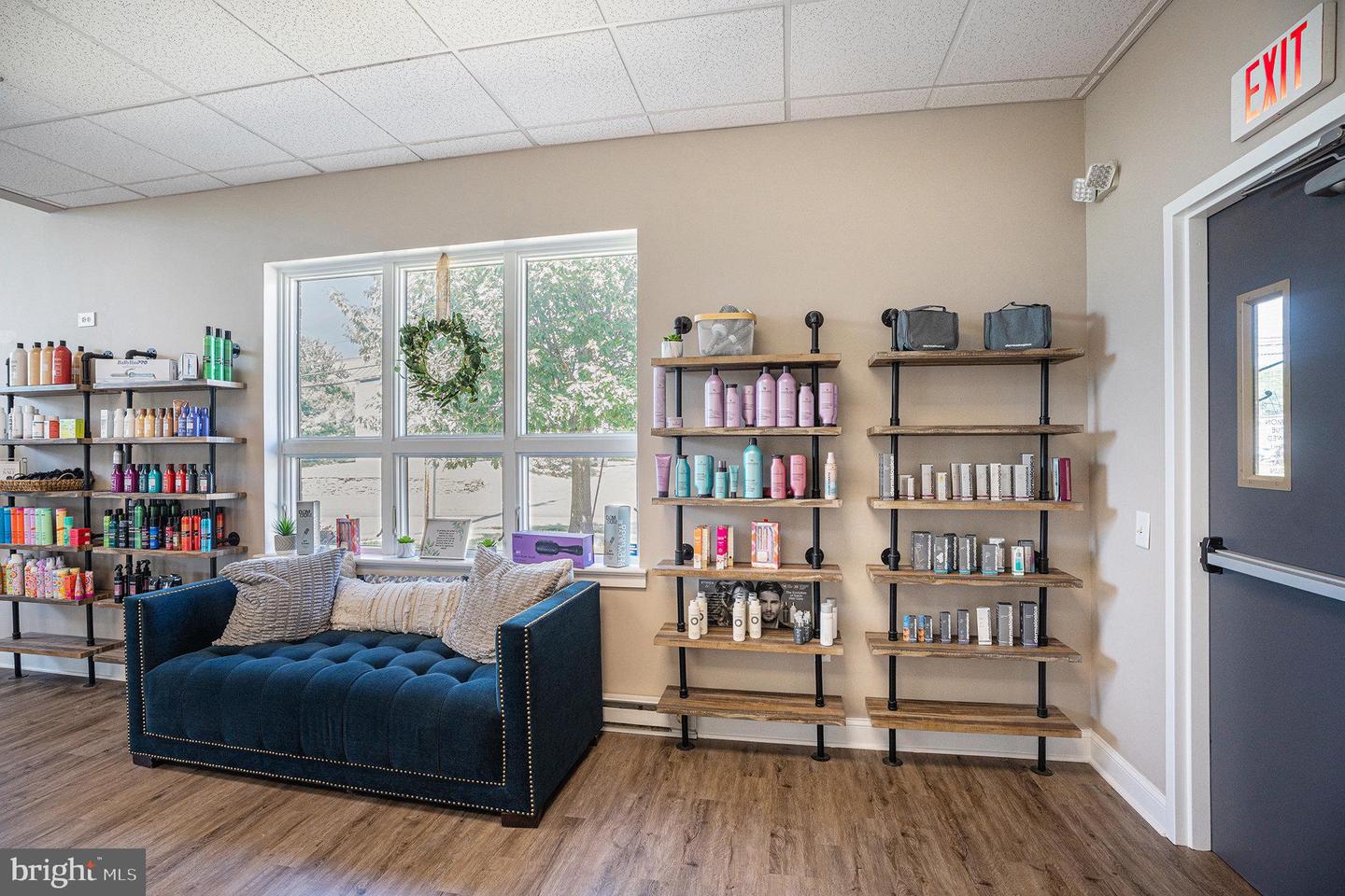 1570 Sumneytown Pike #b Property Photo 3
