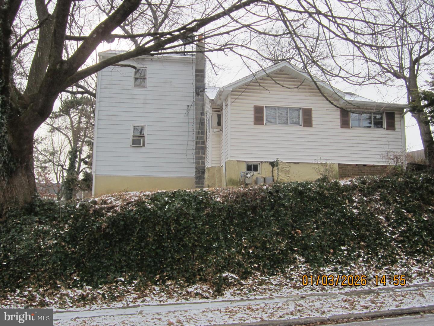548 Jefferson Ave Property Photo 3