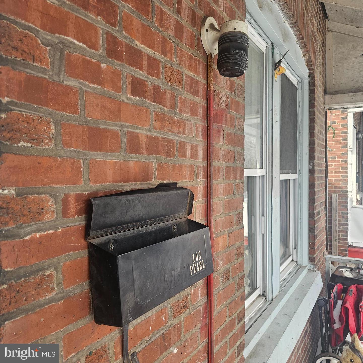103 Pearl St Property Photo 3