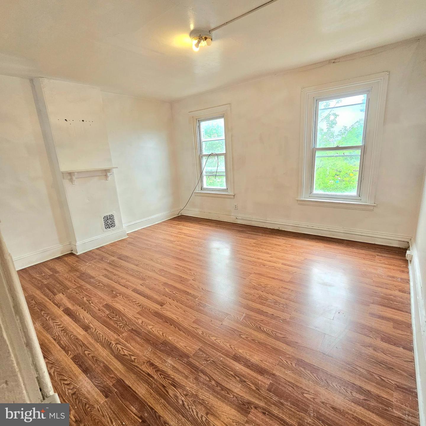 103 Pearl St Property Photo 14