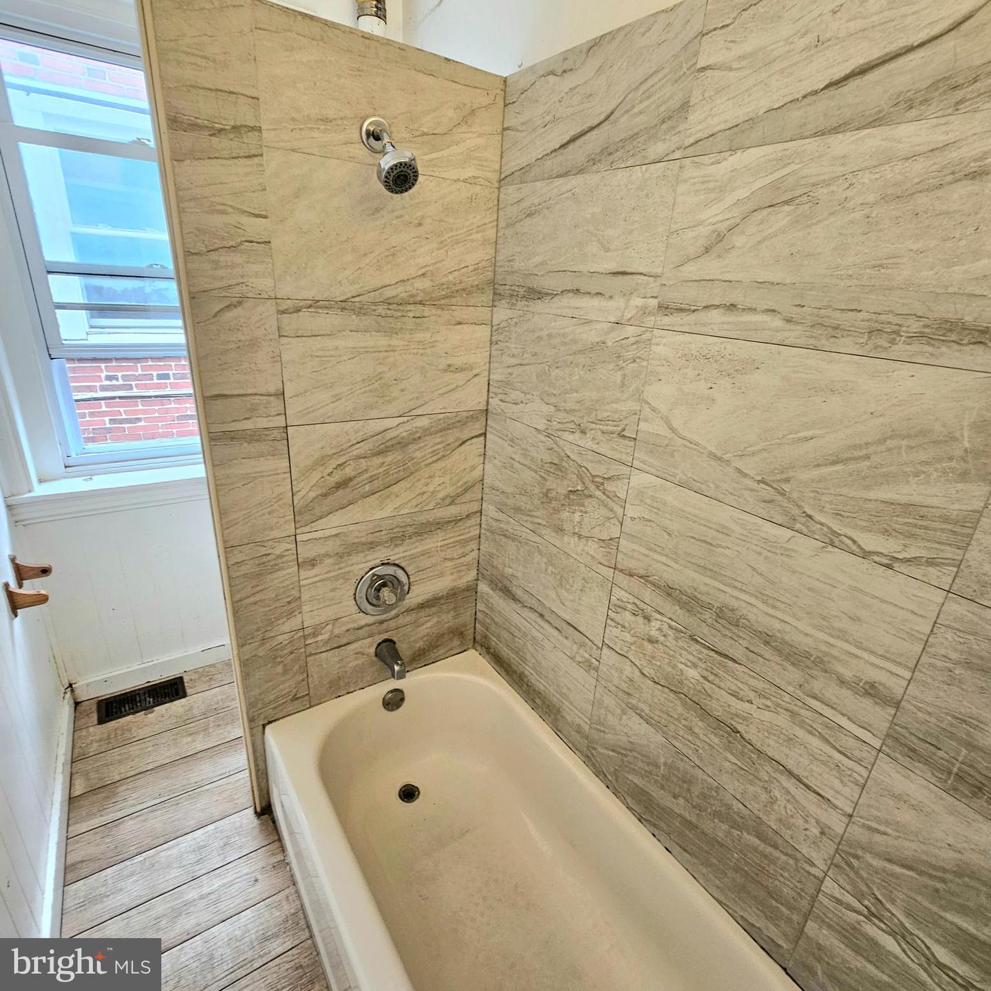 103 Pearl St Property Photo 20