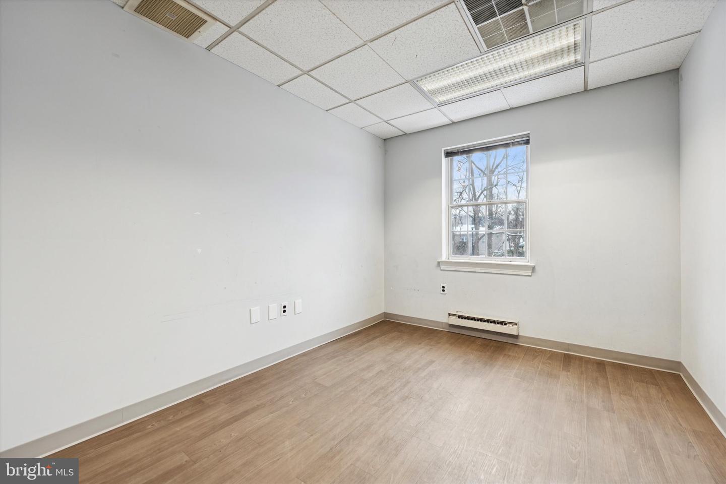 583 Shoemaker Rd Property Photo 25