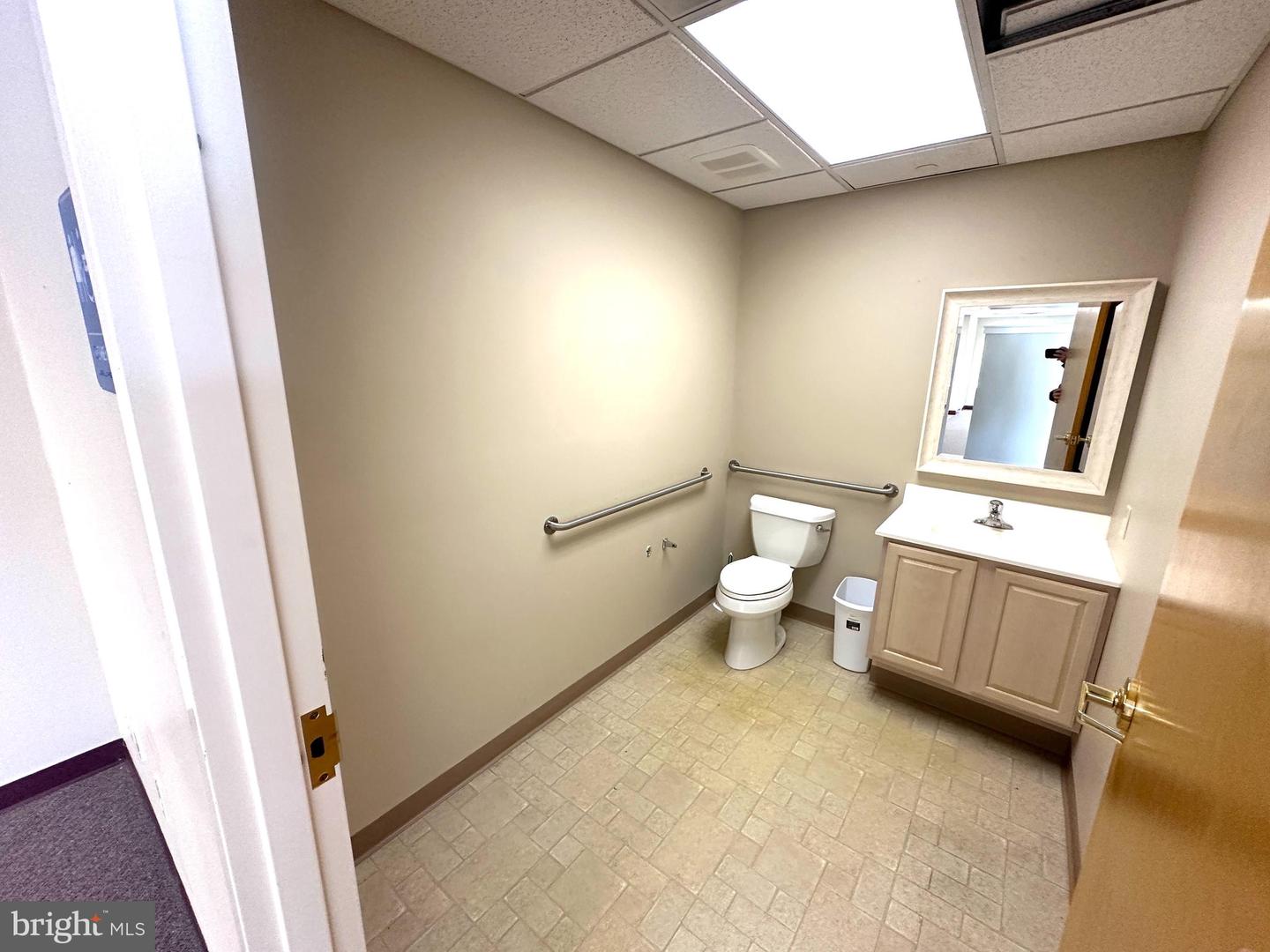 460 Lewis Rd #109 Property Photo 12