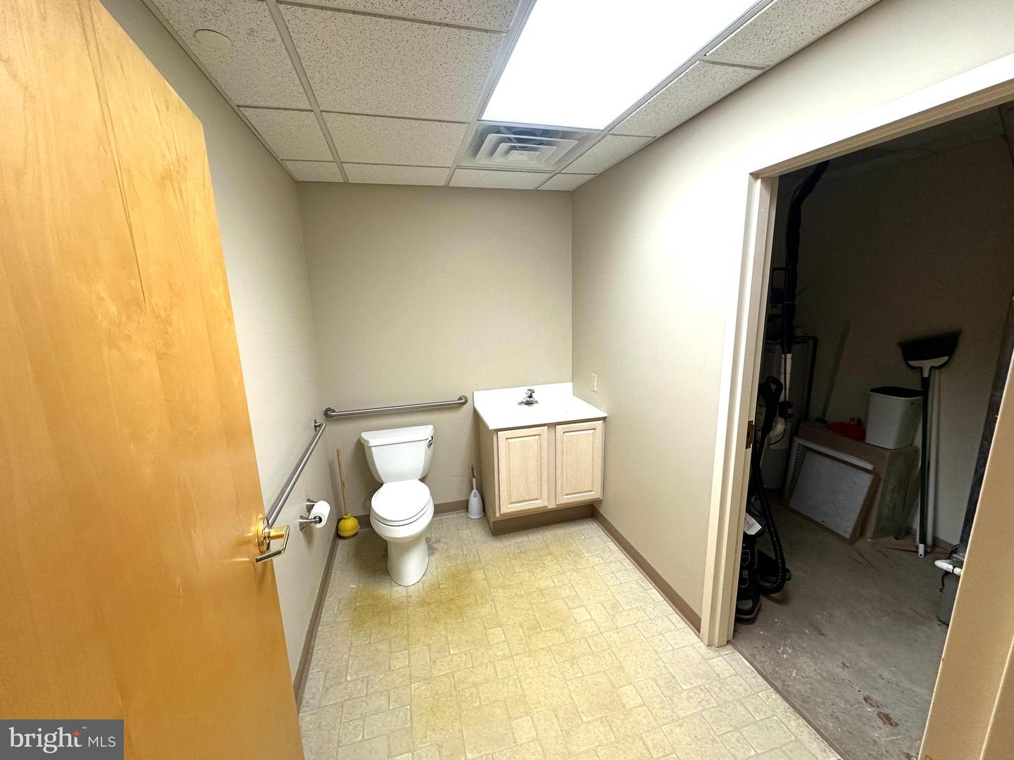 460 Lewis Rd #109 Property Photo 13