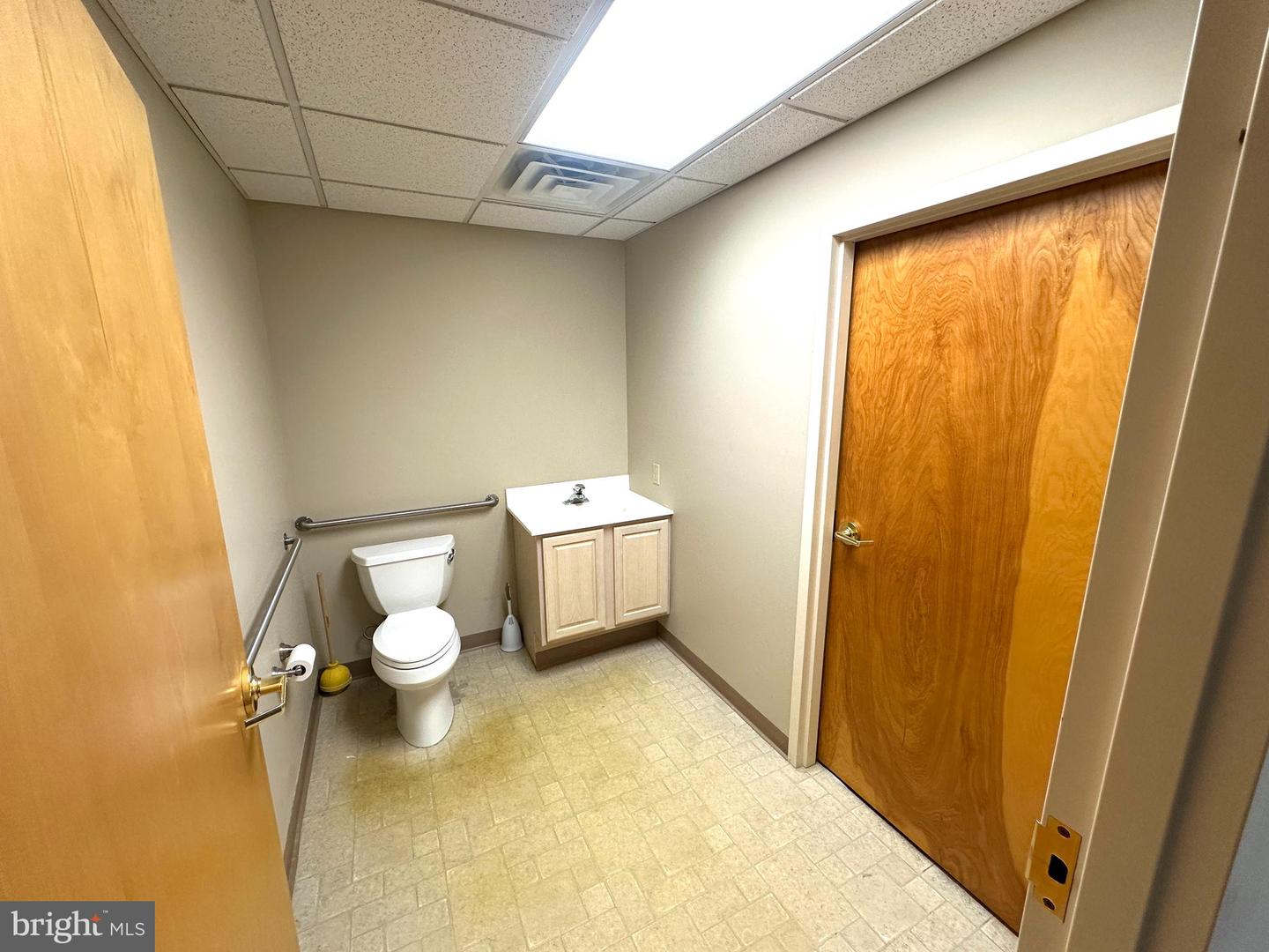 460 Lewis Rd #109 Property Photo 14