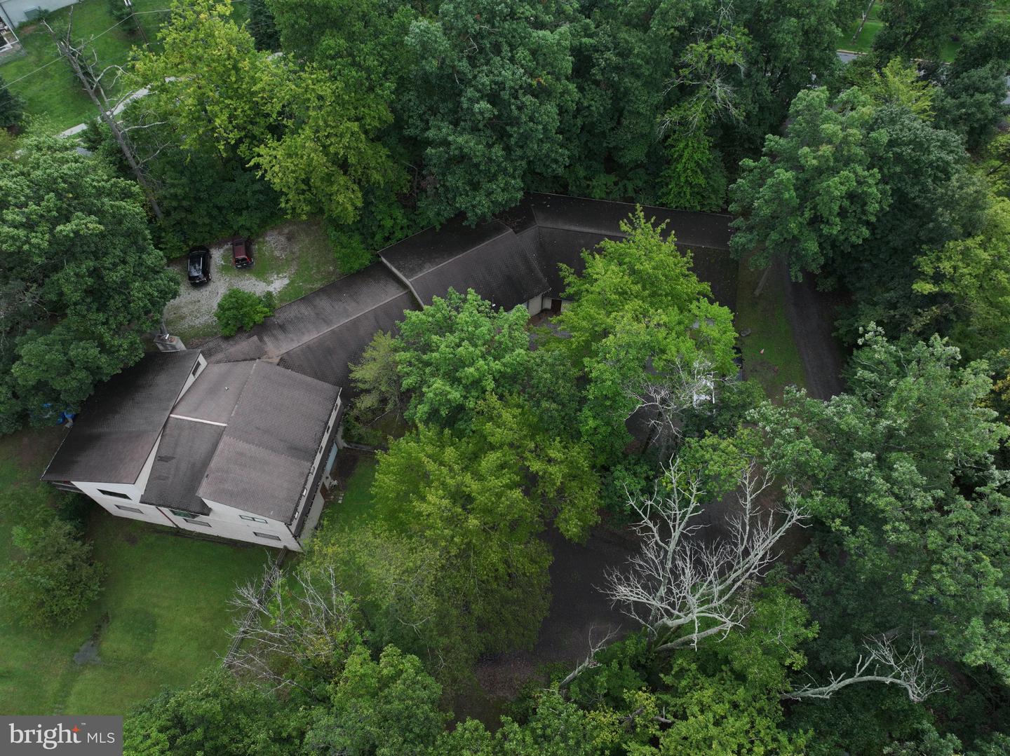 114 Airport Rd Property Photo 4
