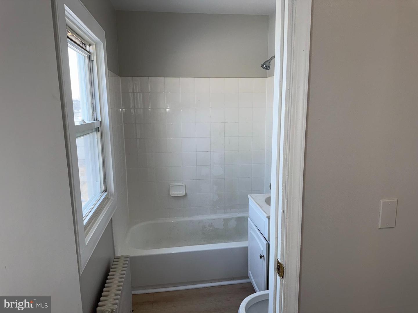 706 Chain St #3 Property Photo 11