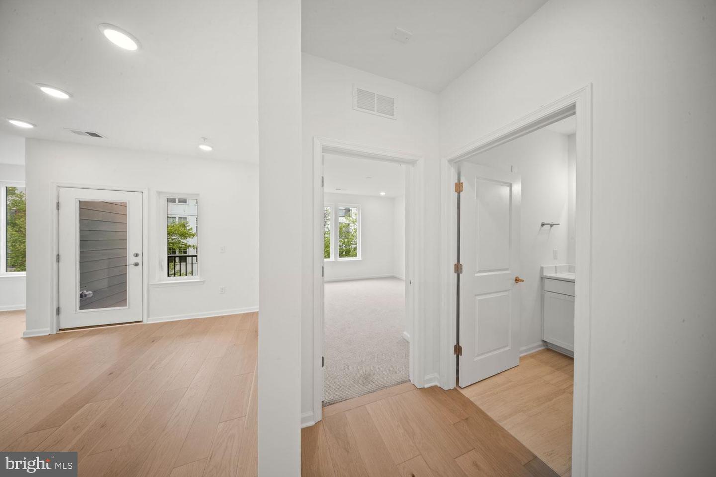 421 Washington St #108 Lewis Property Photo 24