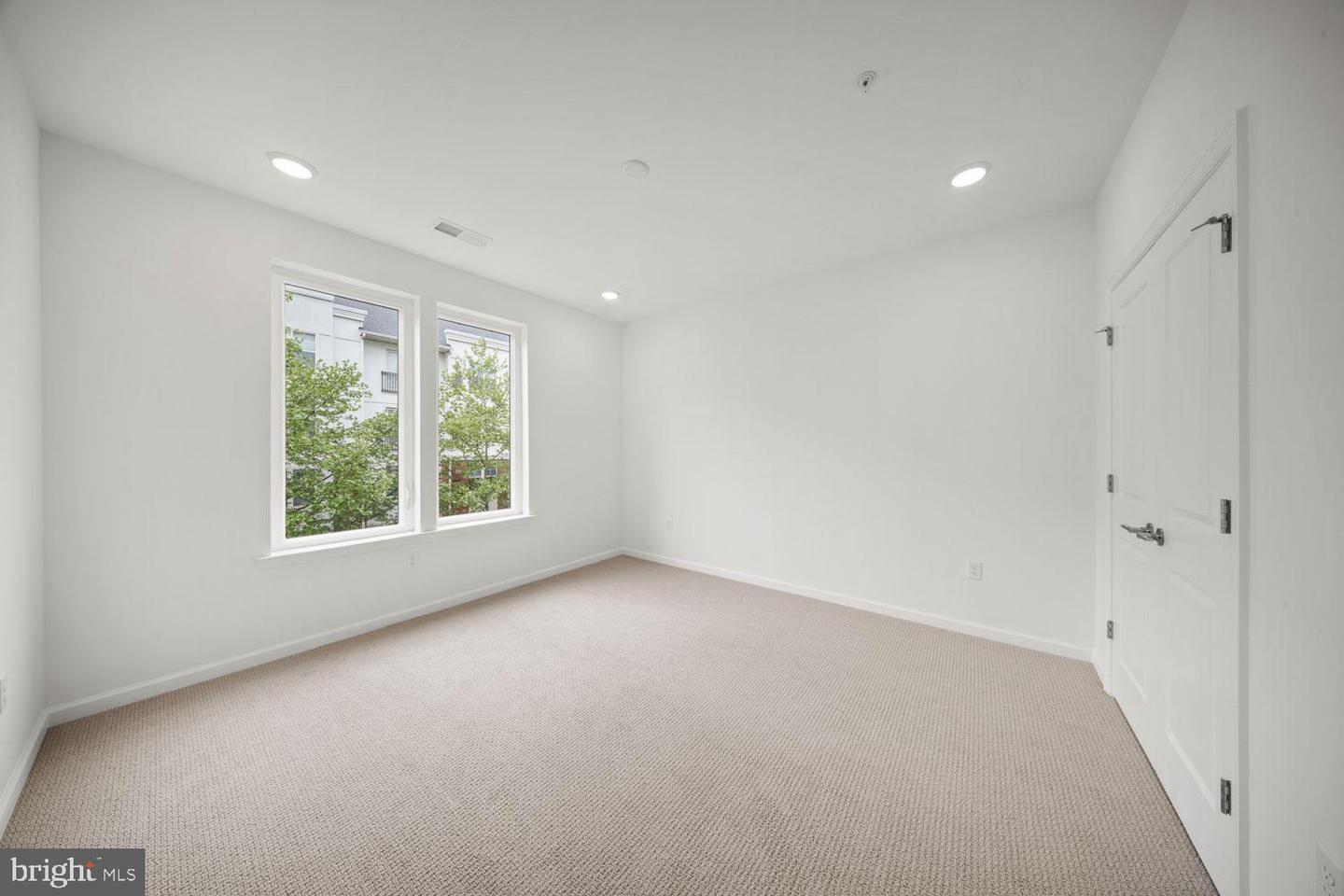421 Washington St #108 Lewis Property Photo 27