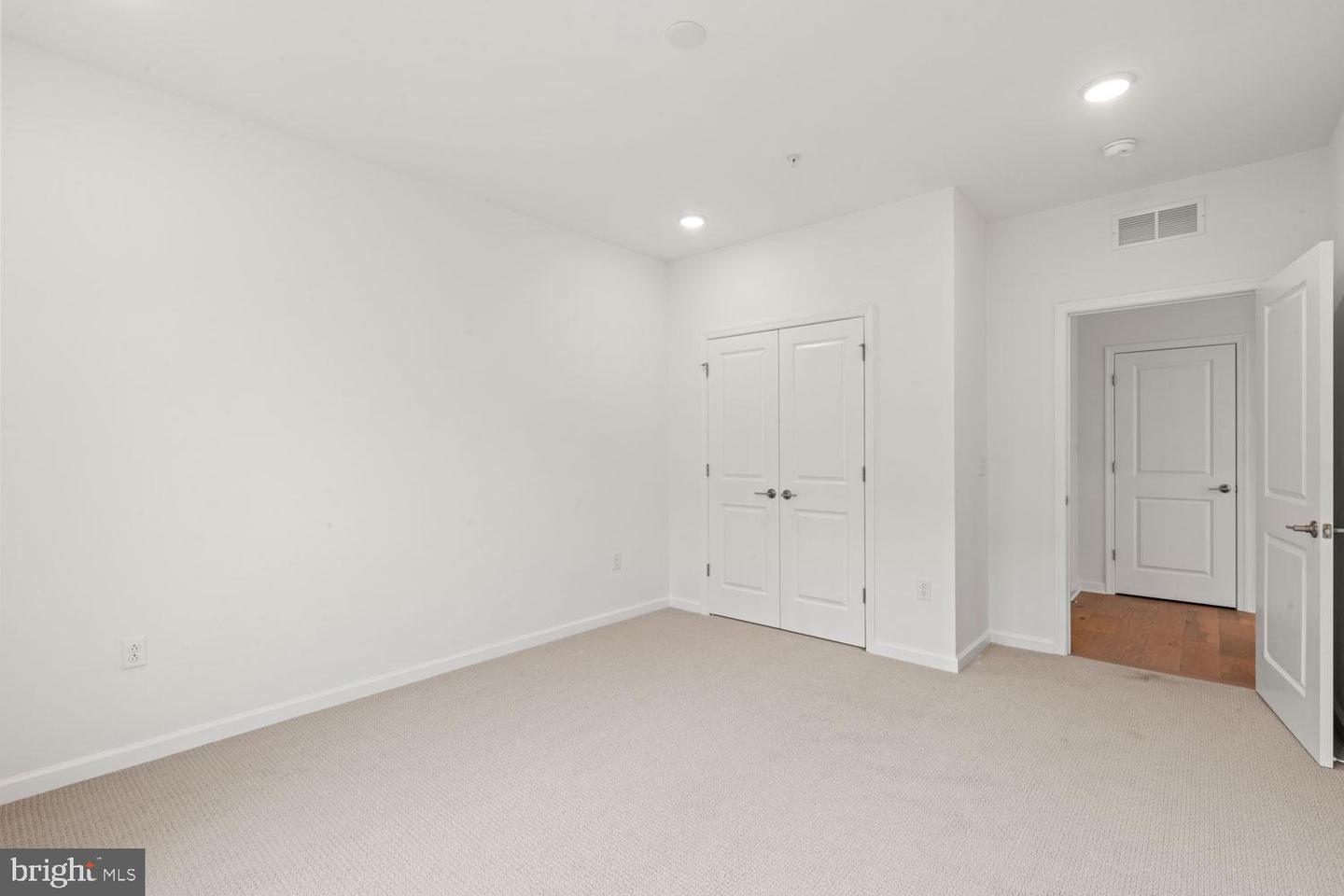 421 Washington St #108 Lewis Property Photo 28