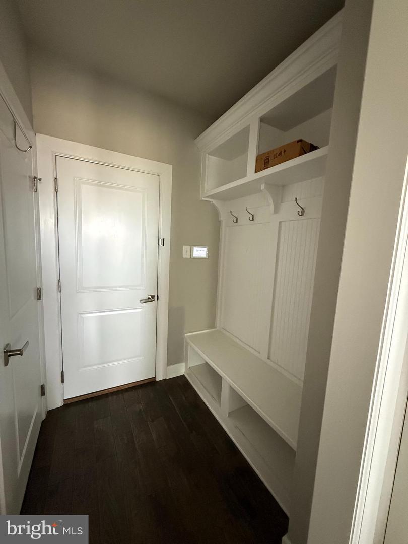 2575 Bailey Cir Property Photo 11