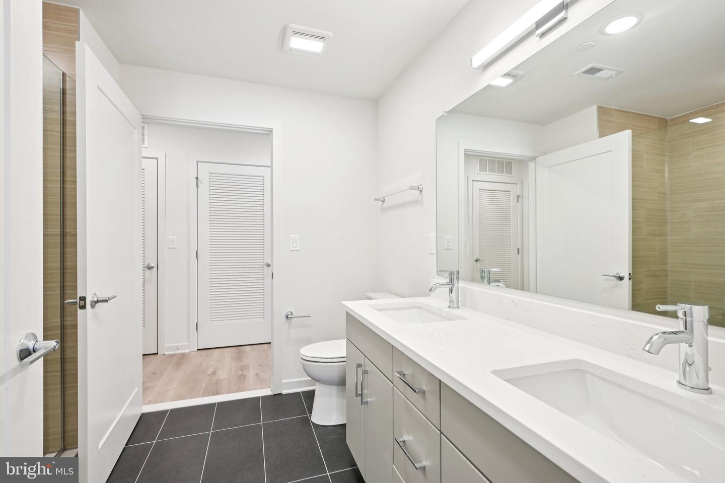 23 Rock Hill Rd #511 Property Photo 5