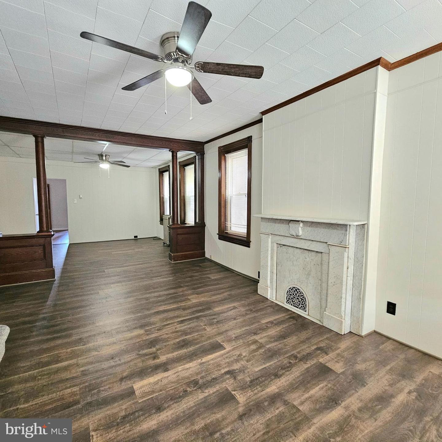 115 W 4th St Property Photo 10